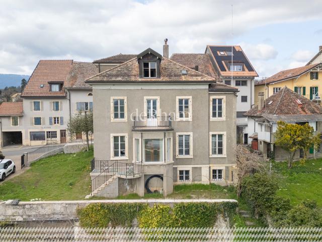 Hervorragende Residenz voller Charme In Renovierung
