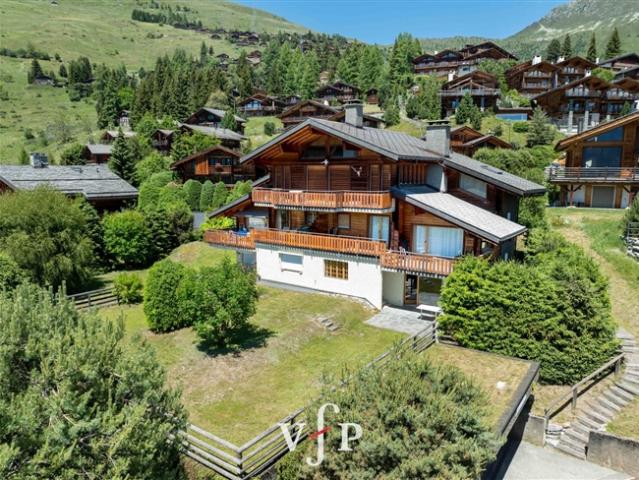 Hervorragende 3,5 Zimmer Wohnung mit Garten in Verbier, im Gebiet Plan Pra