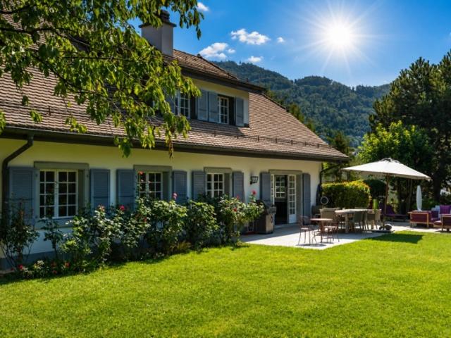 Hervorragende 7,5 Zimmer Immobilie im Herzen einer sehr begehrten Gegend in Saint Légier