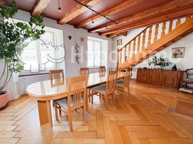Hervorragende 7,5 Zimmer Maisonette Wohnung