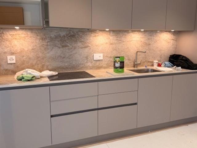 Hervorragendes neues Penthouse mit vier Zimmern und Terrasse in Vessy