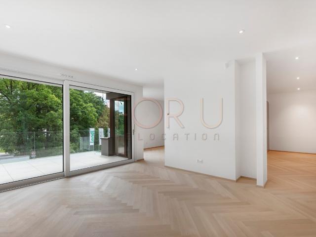 Hervorragendes neues Penthouse mit vier Zimmern und Terrasse in Veyrier