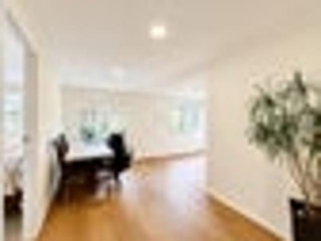 Herald Island, 2 bedrooms, $650 pw