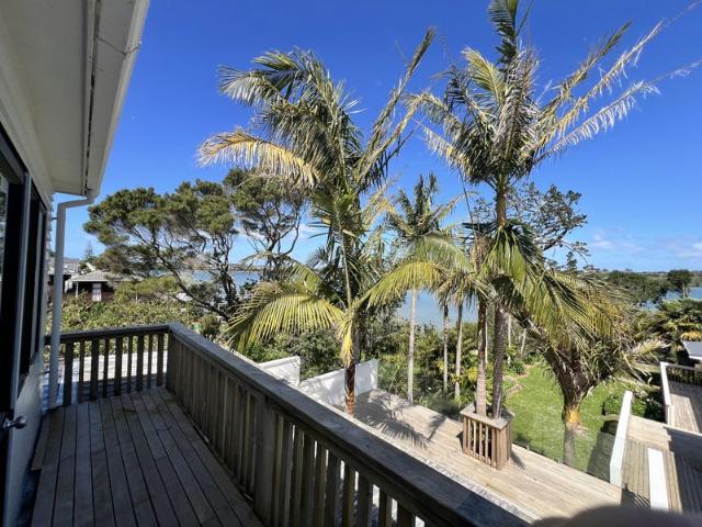 herald island, 6+ bedrooms