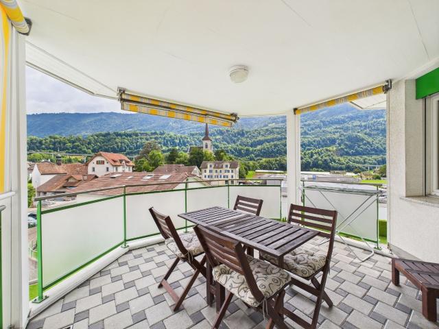 Herausragende 3.5 Zimmer Wohnung in Oberarth, SZ | dreamo. Ch