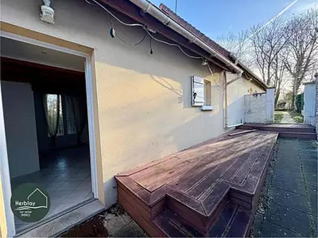 Herblay 95220 Achat / Vente appartement 2 pièces t2 au dernier étage cave