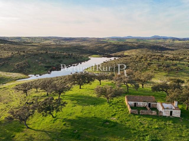 Herdade com 147 hectares no Alandroal, Évora 71m² Santiago Maior