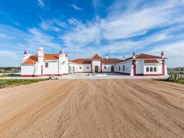 Herdade com 37hect Casa de Luxo no Redondo Évora