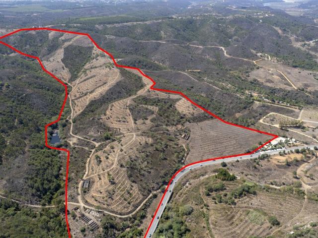 Herdade com 3 ruínas em Aljezur