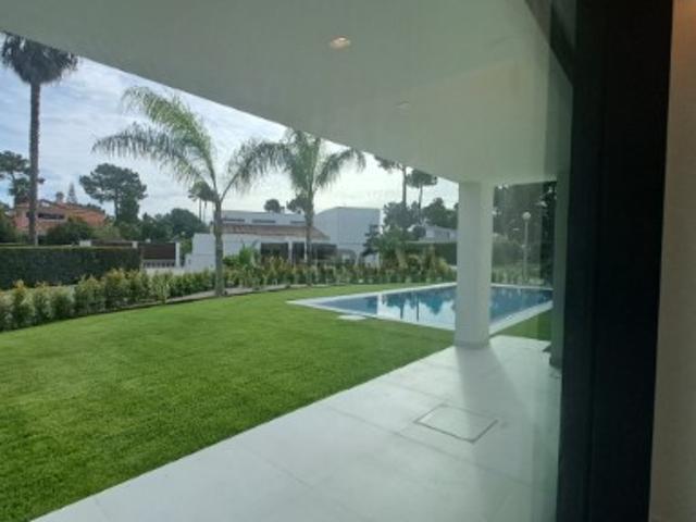 Herdade da Aroeira I moradia nova I t5 I Garagem I piscina