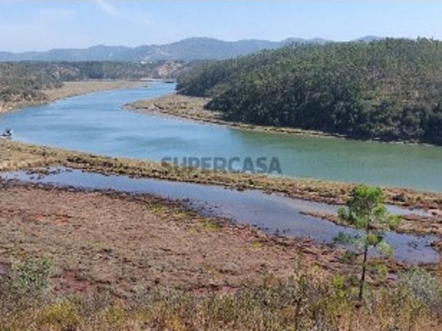HERDADE 30,825 ha