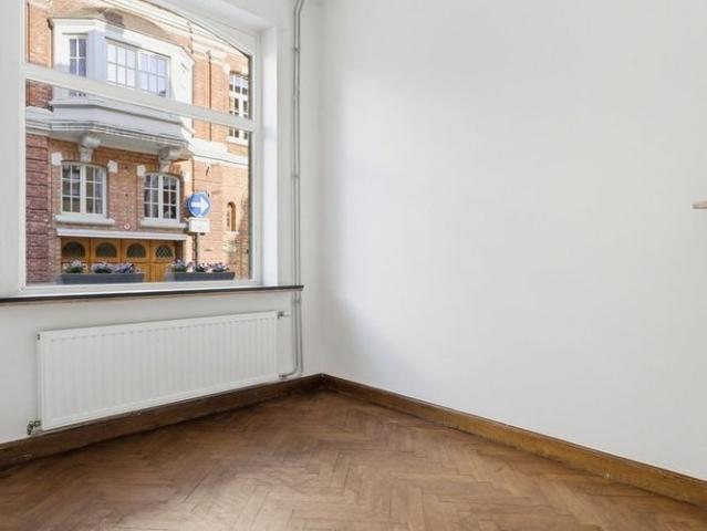 Herenhuis te huur in Ieper voor € 850 met 4 slaapkamers