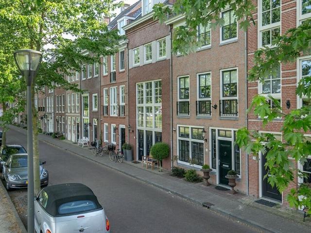 Herenhuis, tussenwoning te huur in Helmond
