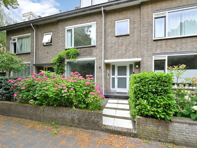 Herenhuis, tussenwoning te huur in Wassenaar