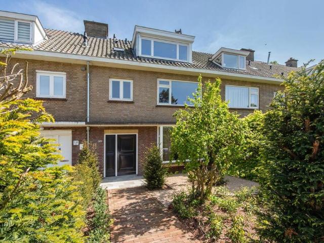 Herenhuis, tussenwoning te huur in Wassenaar