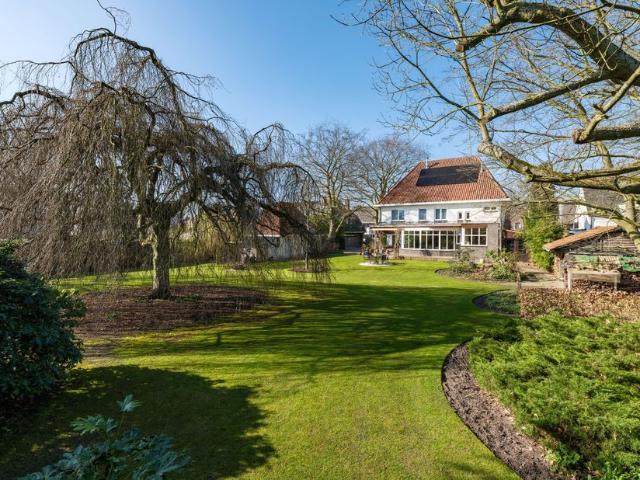 Herenwoning te koop voor 1295000 euro met 5 slaapkamers