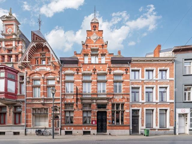 Herenwoning te koop voor 535000 euro met 4 slaapkamers