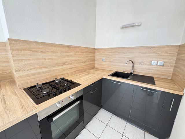 HERICOURT 65 Rue du Général de Gaulle: Réf LB0301