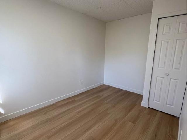 Heritage 1 Bedroom Apartment for Rent at 9903 105 St Nw, Edmonton, AB T5K 1A9 Downtown Edmonton