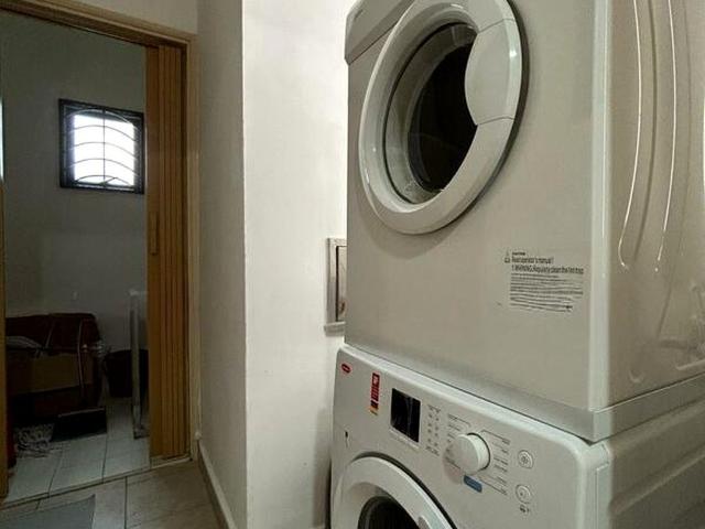 Heritage View D5, Condominium
