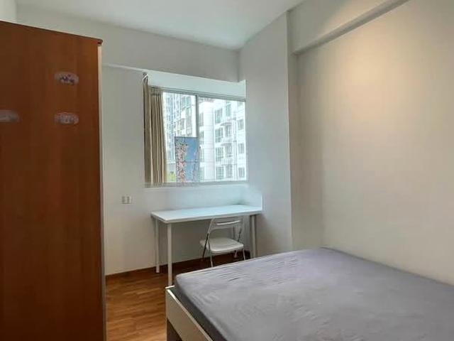Heritage View D5, Condominium