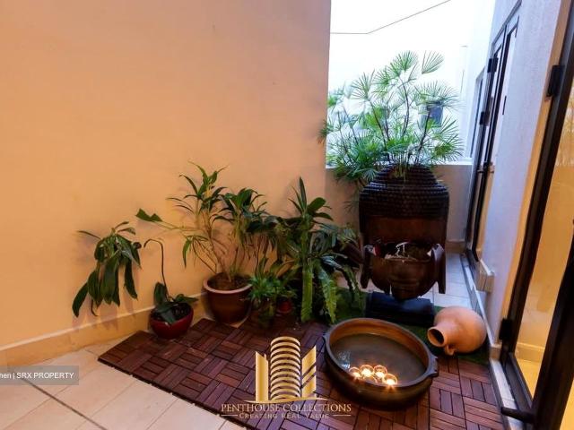 Heritage View D5, Condominium
