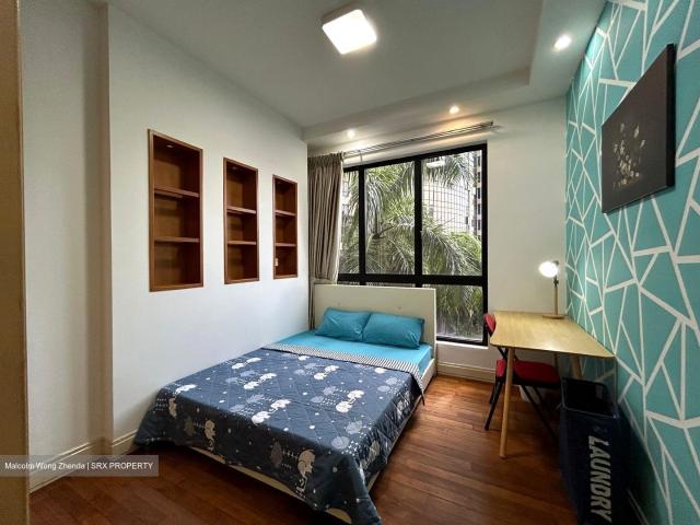 Heritage View D5, Condominium