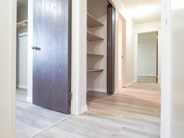Heritage Manor 3 Bedroom Apartment for Rent at 2511 109 St Nw, Edmonton, AB T6J 5C8 Ermineskin
