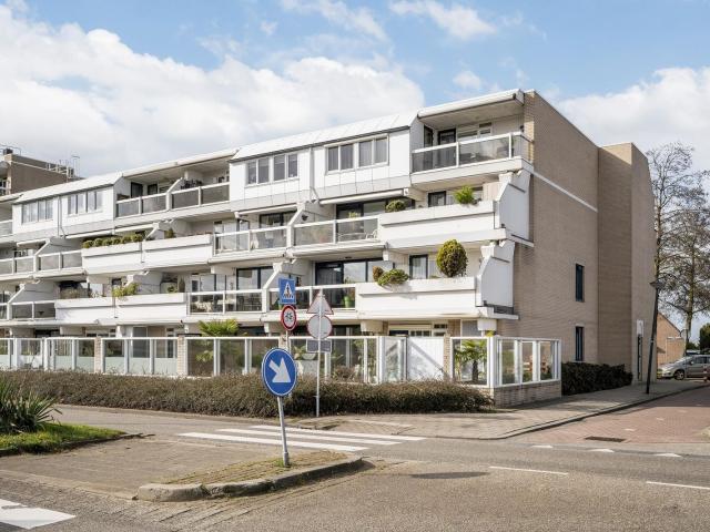 Hermanus M H Coenradistraat 27, 3123CM, Schiedam, Zuid Holland 3123CM