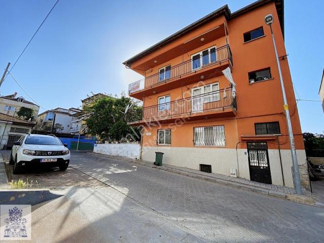 Hermess'den İncilipınarda 3 Katlı Komple Satılık Müstakil Bina