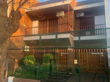 HERMOSA CASA 5 AMBIENTES EN VENTA EN PARQUE CHACABUCO