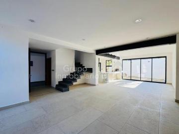Hermosa casa con diseño industrial EN VENTA!