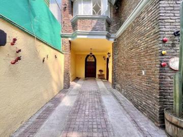 HERMOSA CASA CON ESTILO INGLÉS EN MERCED GÓMEZ