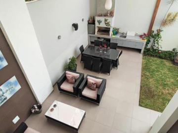 HERMOSA CASA CON TERRAZA, JARDÍN Y JACCUZZI