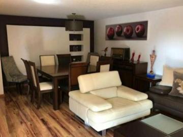 HERMOSA CASA CERCA DE GALARIAS COAPA