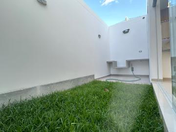 Hermosa casa de estreno en venta en urb. Alameda country club castilla
