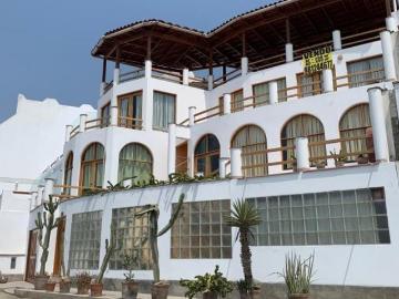 Hermosa casa de playa en puerto fiel toyo seco con vista al mar