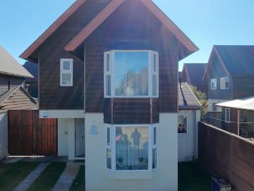 EXCELENTE OPORTUNIDAD EN CONDOMINIO TOROBAYO