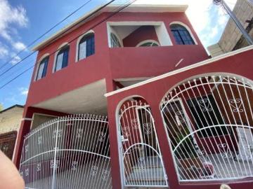 HERMOSA CASA EN CHETUMAL CON ALBERCA!