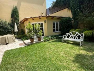 Hermosa casa en alquiler con dormitorios y buen jardin en san isidro