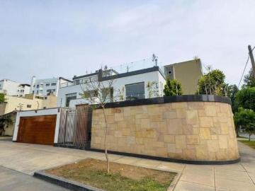 HERMOSA CASA EN EL CORAZÓN DE SAN ISIDRO