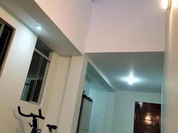 Hermosa casa en esquina con vista a parque