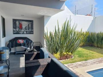 Hermosa casa en Kluster Ahuatlán en venta