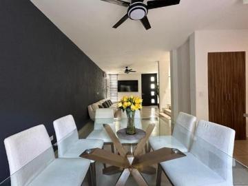 Hermosa casa en Jardines del Sur 6 / Beautiful home