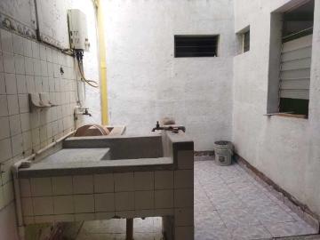 HERMOSA CASA EN LA CASTELLANA DE 4 HABITACIONES PRIMER PISO