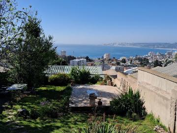 Hermosa casa en sector recreo con vista al mar