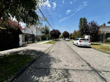 Hermosa Casa en Sector Residencial Seguro y Consolidado | 5 Dormitorios por 16134.00 en Providencia