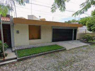 HERMOSA CASA EN RECUPERACIÓN BANCARIA UBICADA EN MICHOACÁN