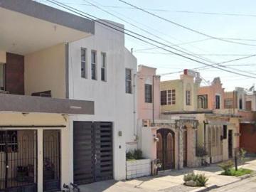 HERMOSA CASA EN REMATE EN BAMBU, PASEO DE LAS PALMAS, APODACA, NUEVO LEON