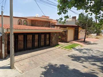 HERMOSA CASA EN REMATE EN CORDILLERA OCCIDENTAL, LOMAS 4TA SECC. S.L.P